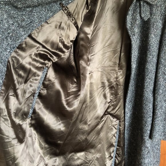 Aquascutum Virgin Wool Overcoat - Picture 7 of 7